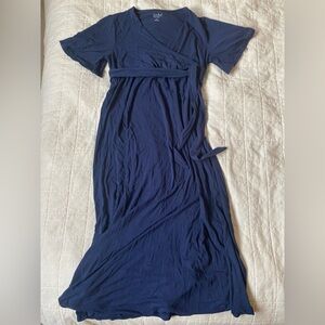 INGRID & ISABEL for Target jersey Maternity dress